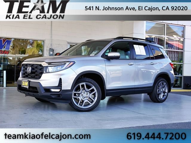 Used 2023 Honda Passport EX-L image 2