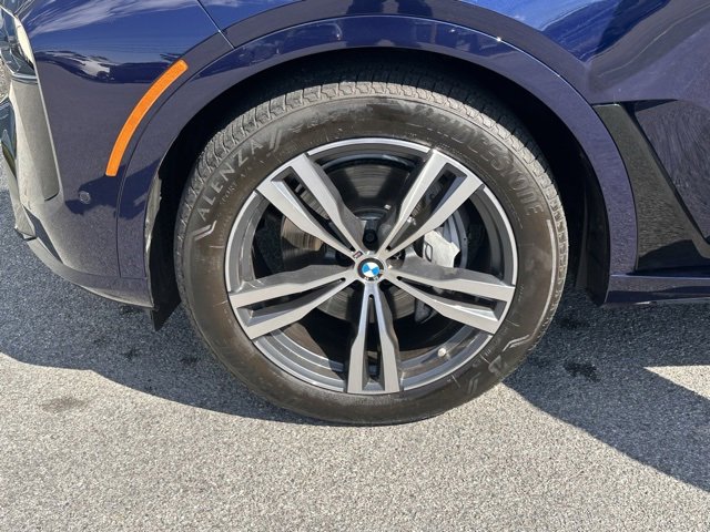 Used 2024 BMW X7 xDrive40i w/ M Sport Package image 22