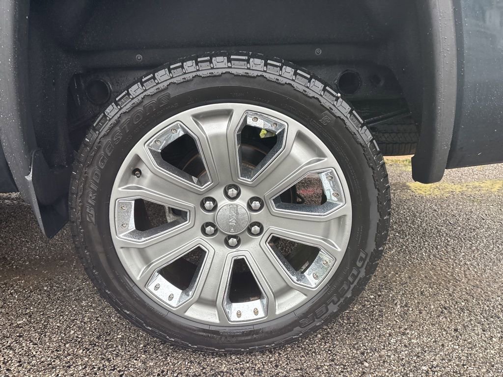 Used 2018 GMC Sierra 1500 Denali w/ Denali Ultimate Package AWD/4WD image 24