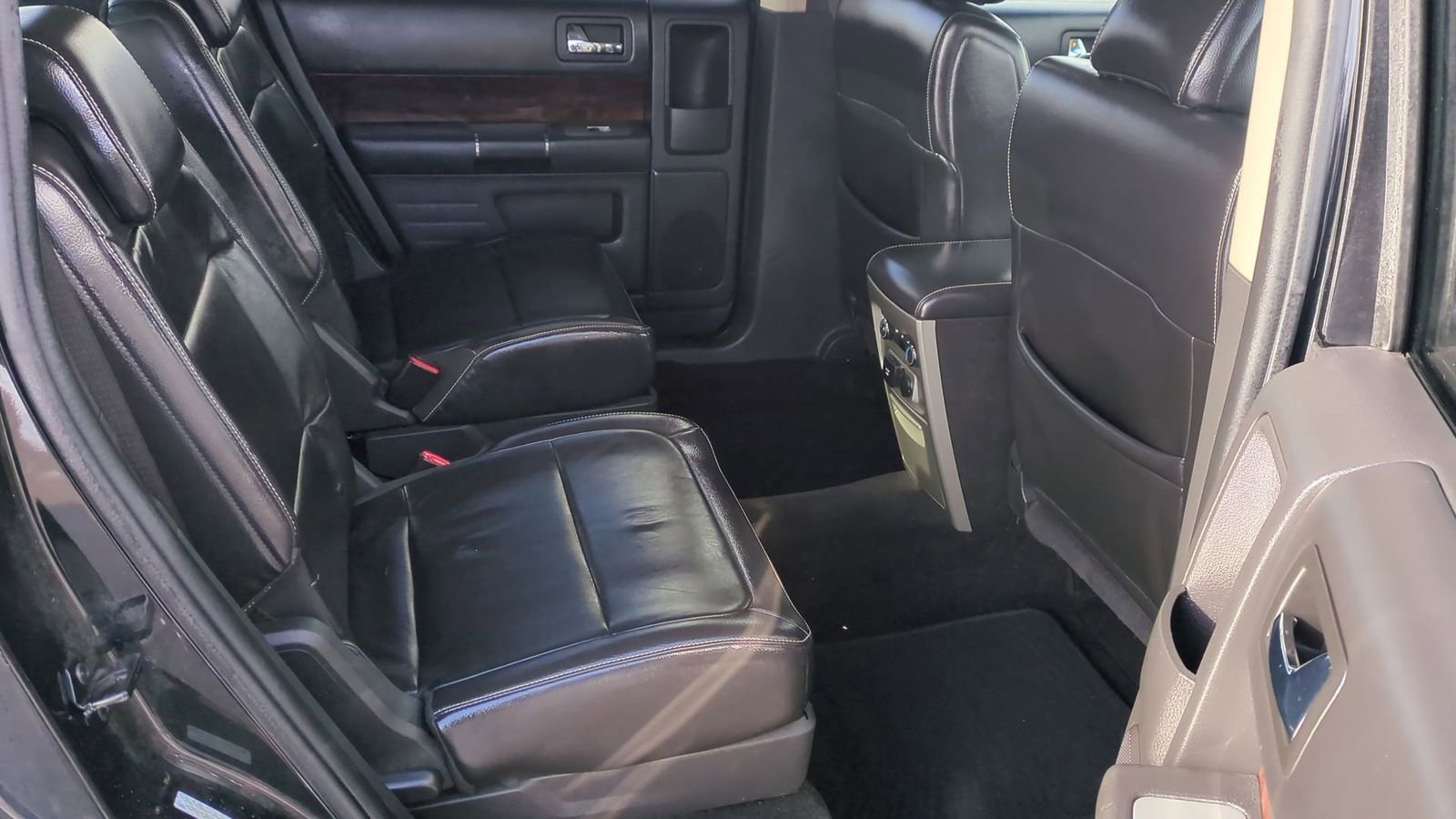 Used 2010 Ford Flex SEL image 20