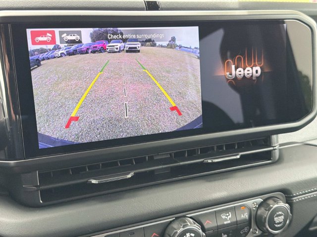 New 2026 Jeep Wrangler Unlimited Sahara w/ Safety Group AWD/4WD image 34
