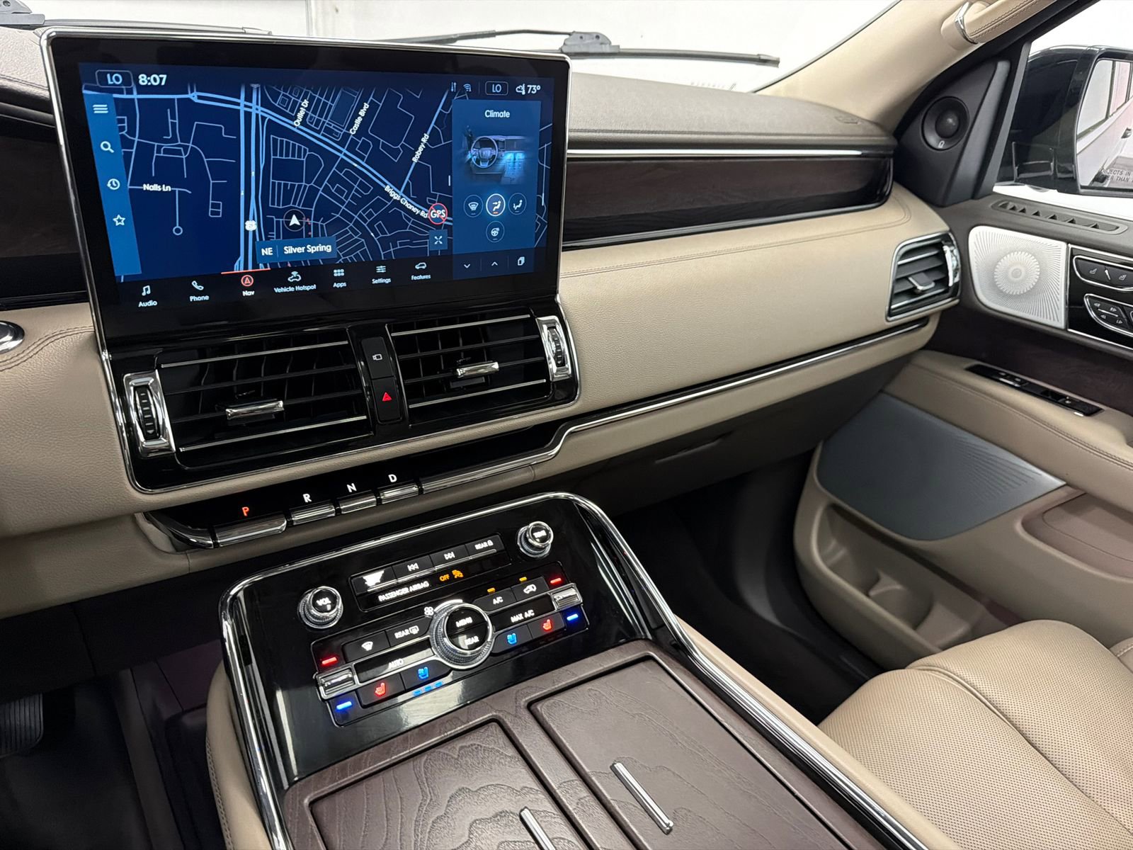 Used 2023 Lincoln Navigator L Reserve AWD/4WD image 29