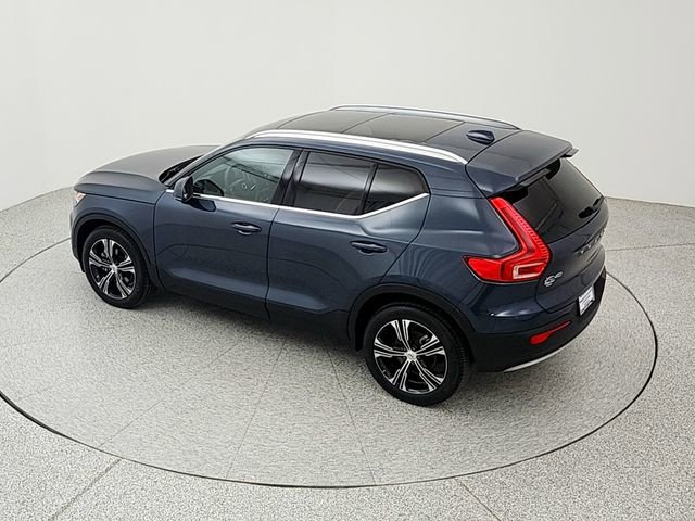 Certified 2022 Volvo XC40 T5 Inscription w/ Advanced Package AWD/4WD image 15