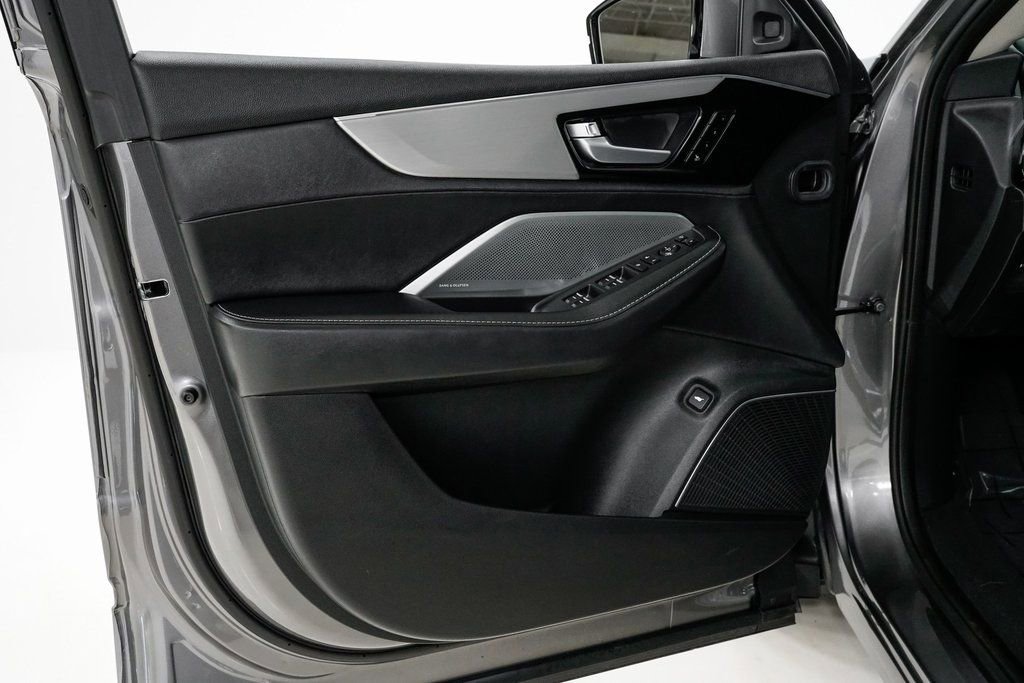 Used 2025 Acura MDX w/ Technology Package image 7