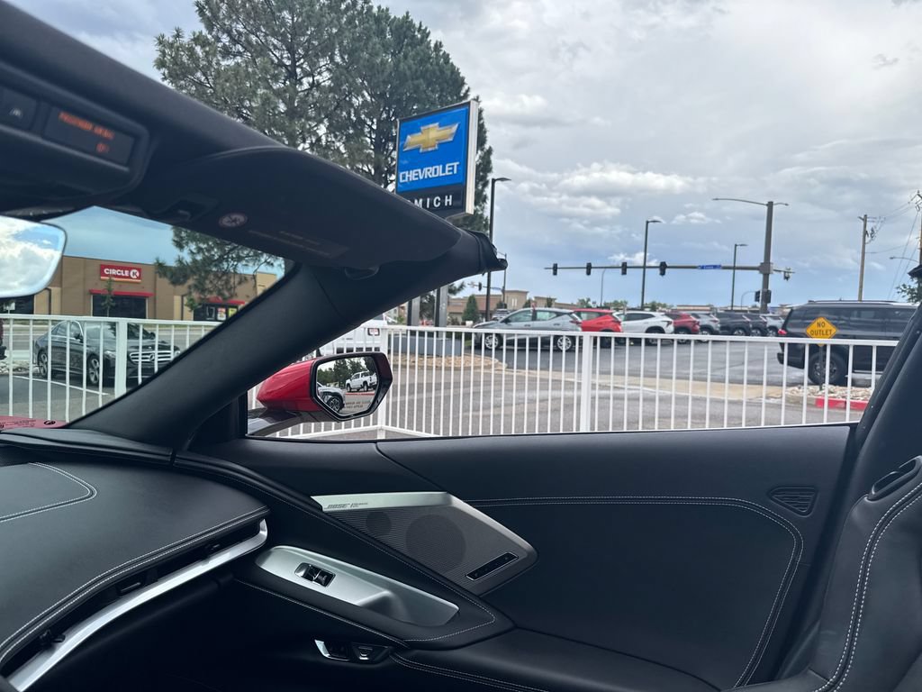 Used 2025 Chevrolet Corvette Stingray Preferred Conv w/ 2LT RWD image 21