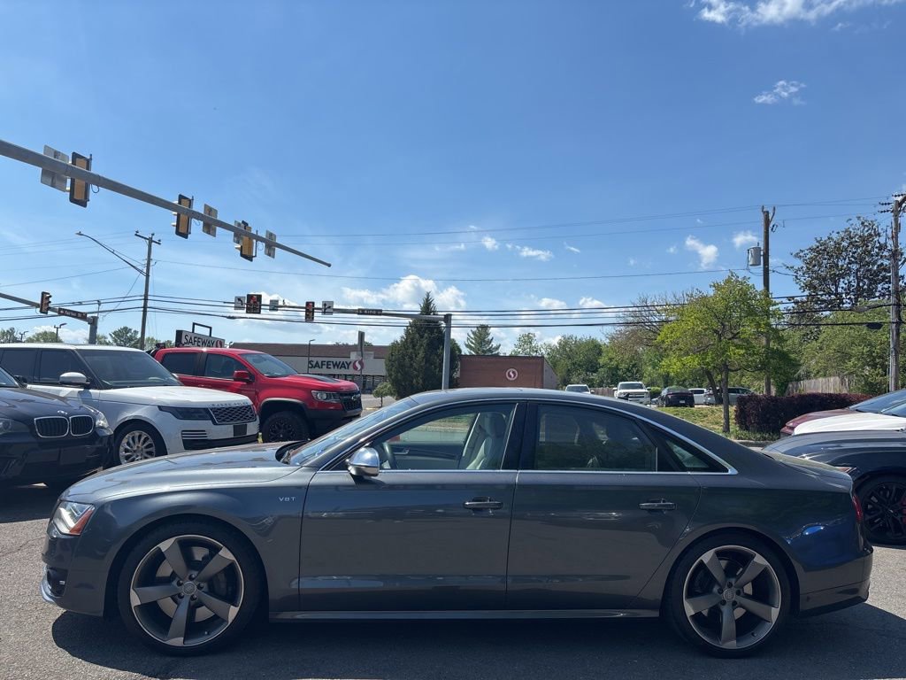 Used 2013 Audi S8 AWD/4WD image 7