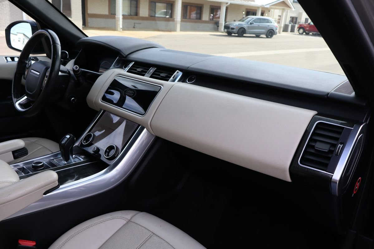 Used 2018 Land Rover Range Rover Sport HSE image 17