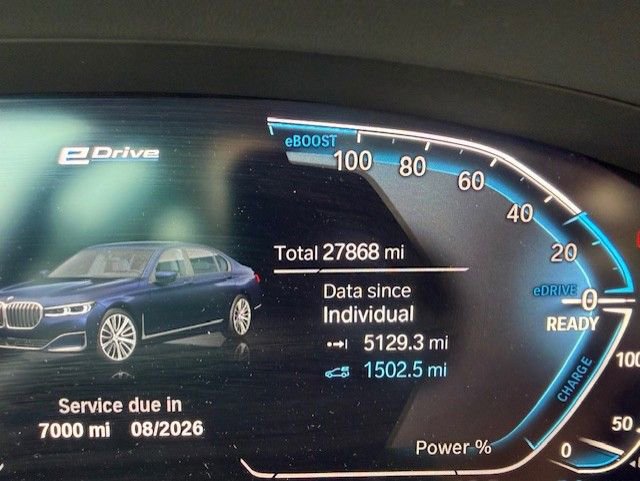 Used 2020 BMW 745e xDrive AWD/4WD image 4