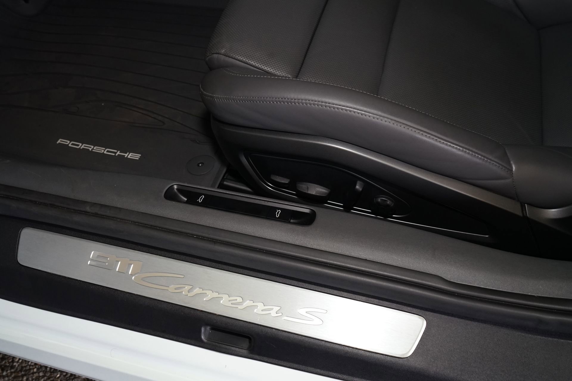 Used 2022 Porsche 911 Carrera S image 29