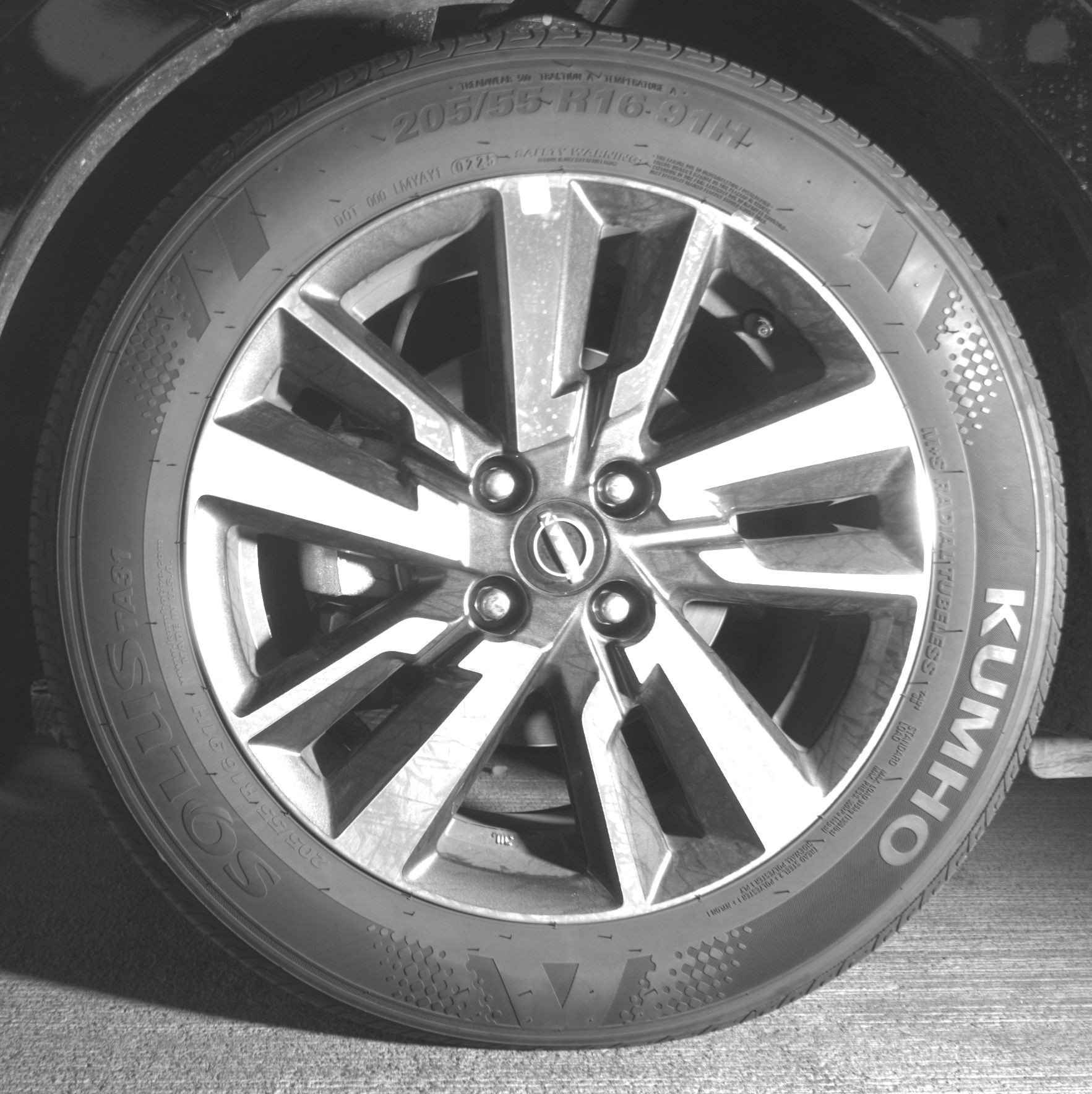 Used 2025 Nissan Versa SV image 12