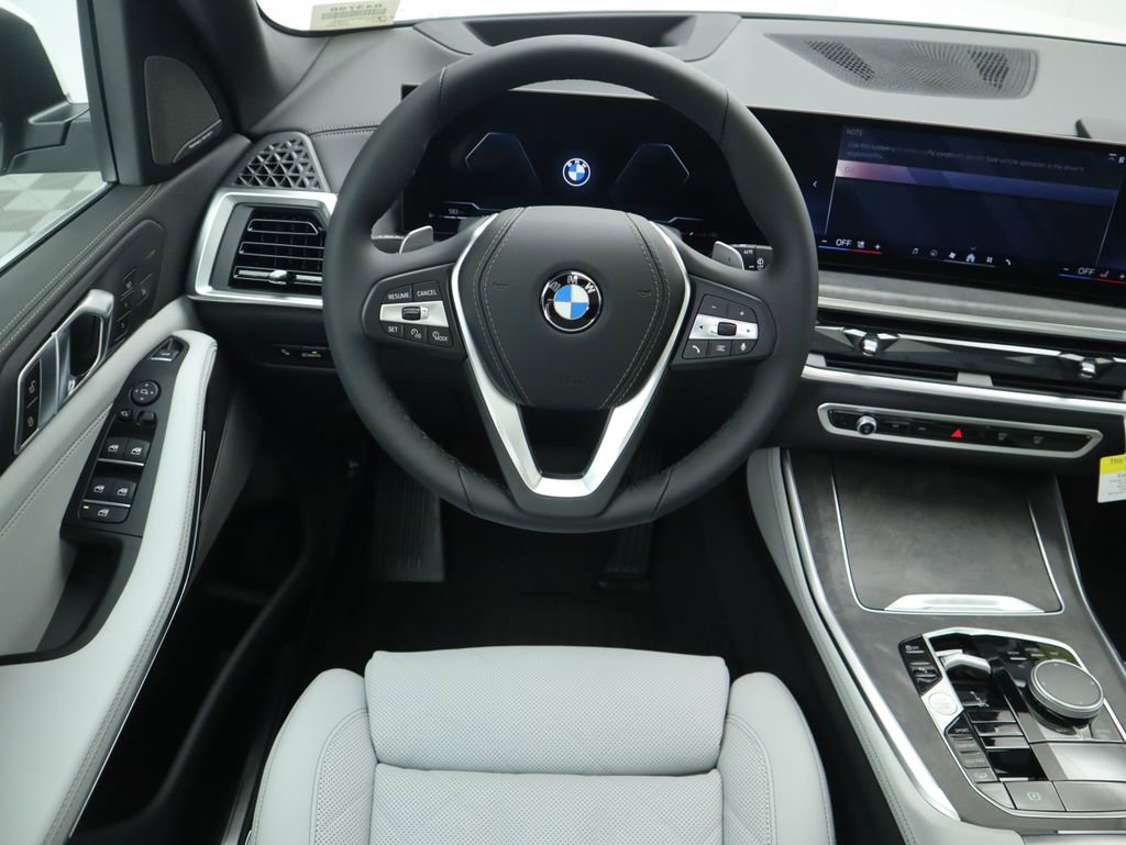 New 2026 BMW X5 xDrive40i w/ Premium Package image 10