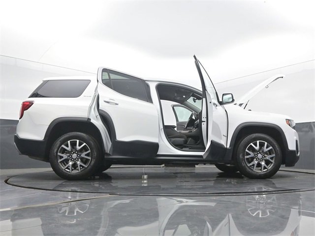Used 2023 GMC Acadia SLE image 63