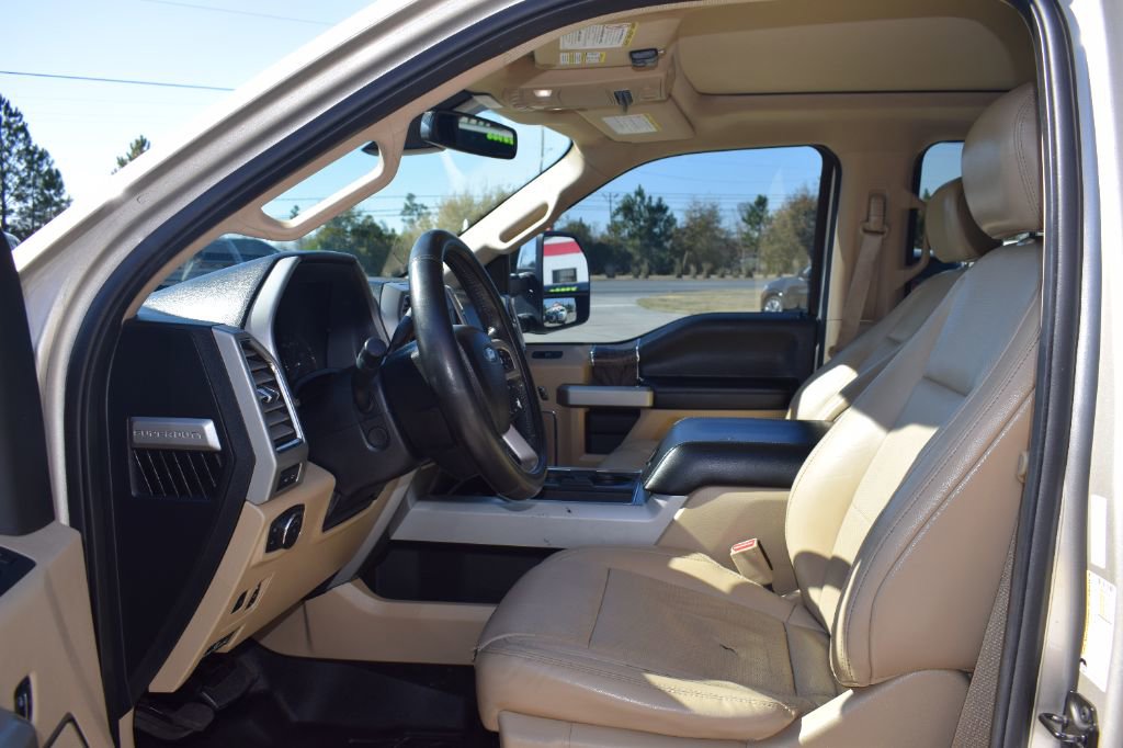 Used 2017 Ford F250 Lariat w/ Lariat Ultimate Package AWD/4WD image 7