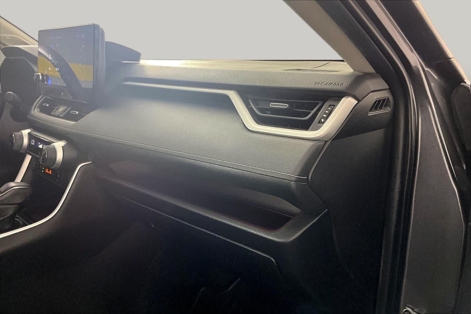 Used 2023 Toyota RAV4 Limited FWD image 18