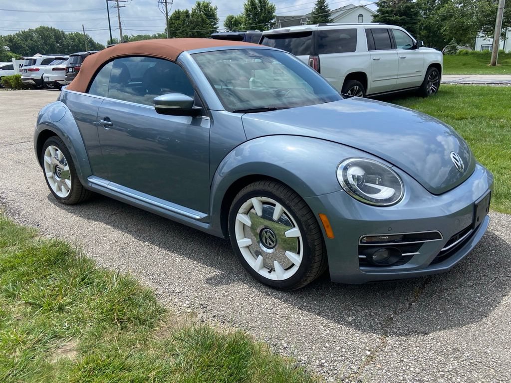 Used 2019 Volkswagen Beetle 2.0T Final Edition SEL FWD image 7