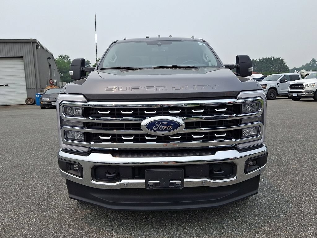 Used 2025 Ford F250 Lariat w/ Lariat Ultimate Package AWD/4WD image 2
