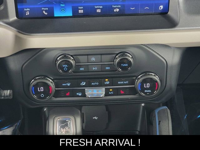 Used 2024 Ford Bronco Wildtrak AWD/4WD image 21