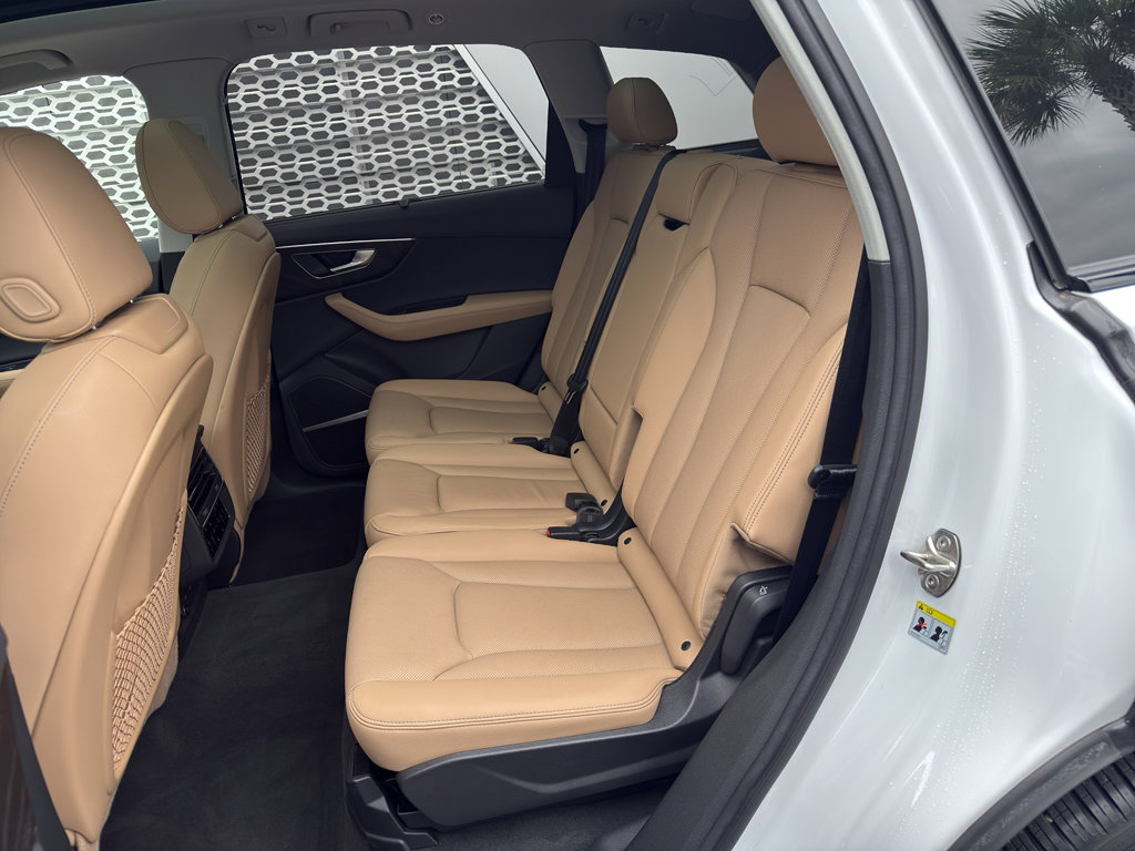 Used 2025 Audi Q7 3.0T Premium Plus w/ Premium Plus Package image 14