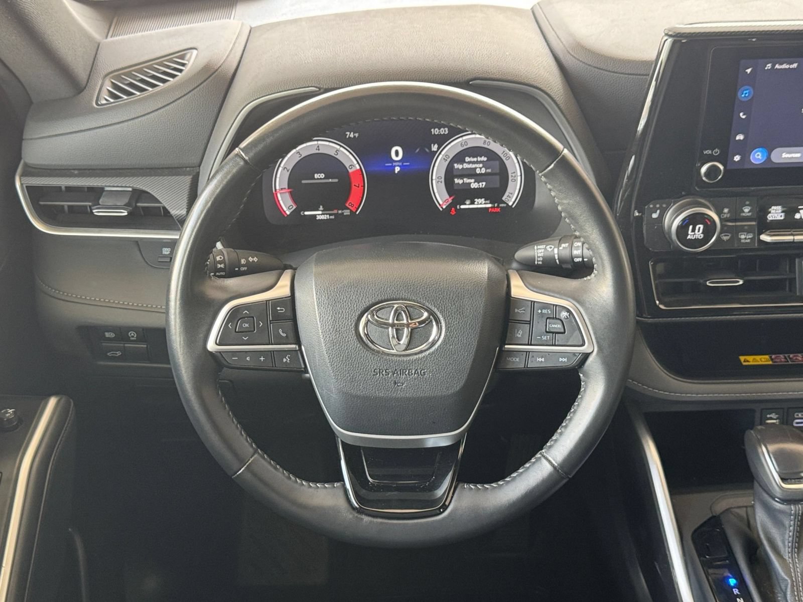 Used 2025 Toyota Highlander XSE AWD/4WD image 29