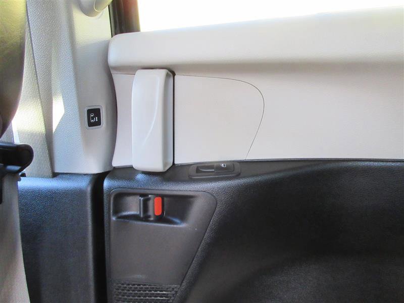 Used 2023 Chrysler Pacifica Touring-L FWD image 24