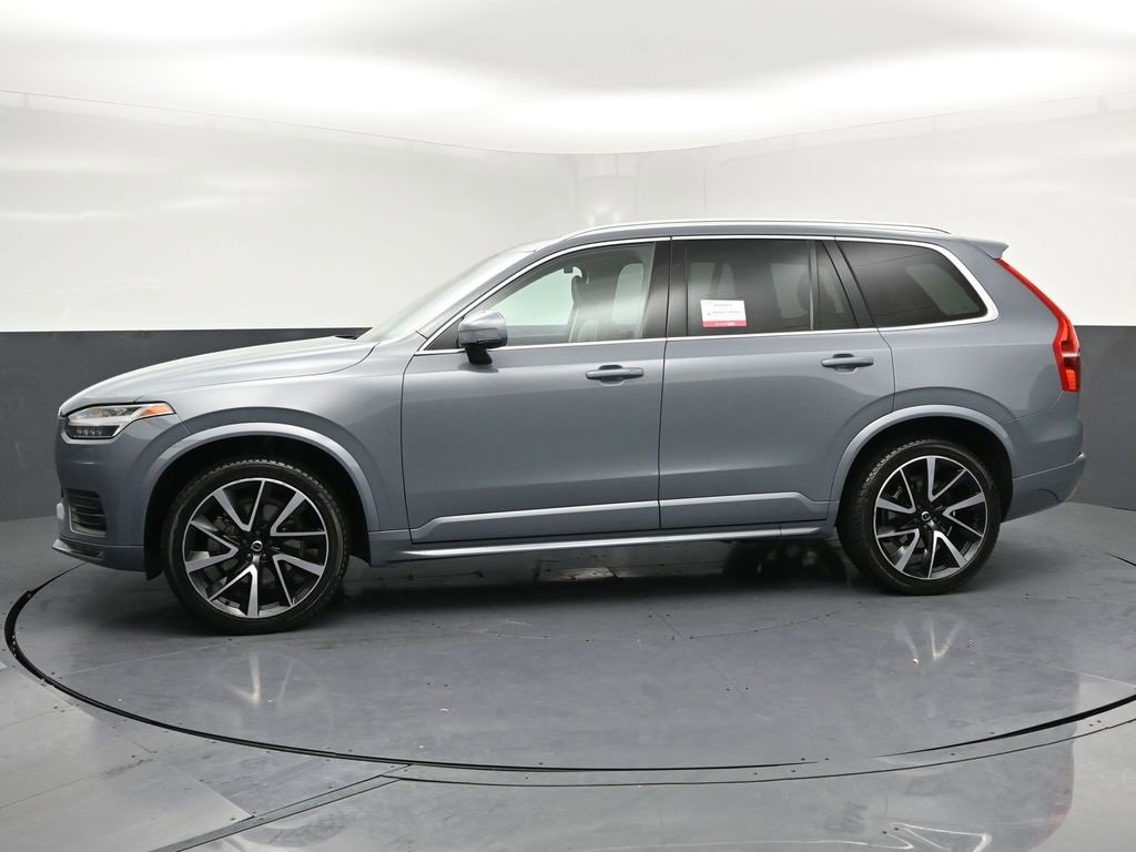 Used 2021 Volvo XC90 T6 Momentum w/ Advanced Package image 2