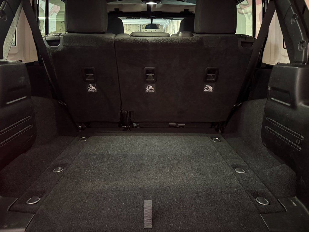 Used 2018 Jeep Wrangler Unlimited Sport S image 22