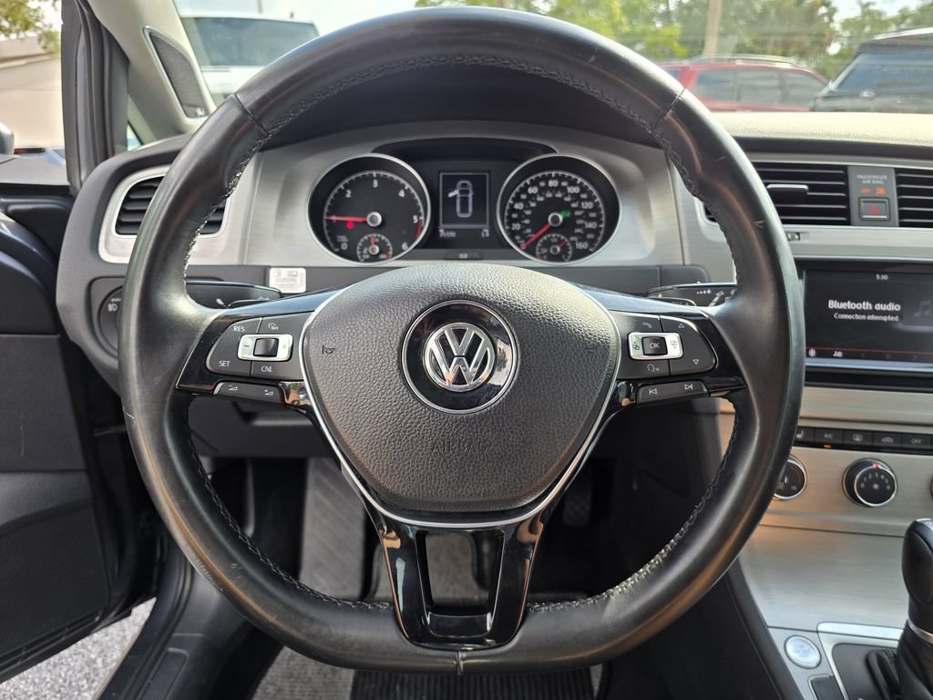 Used 2015 Volkswagen Golf TDI SE FWD image 24
