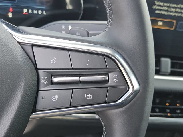 New 2026 Chevrolet Equinox LT w/ Safety and Technology Package FWD image 18