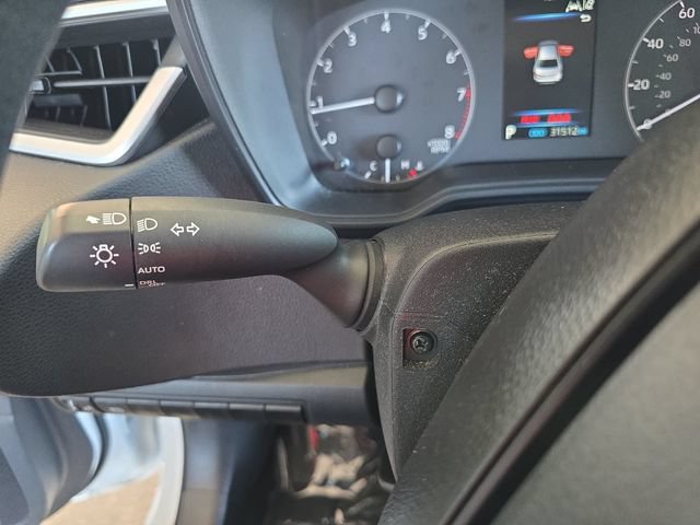 Used 2024 Toyota Corolla LE w/ LE Convenience Package FWD image 22