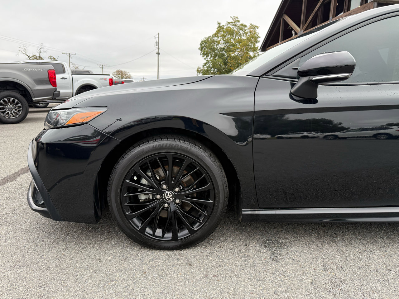 Used 2022 Toyota Camry SE image 33