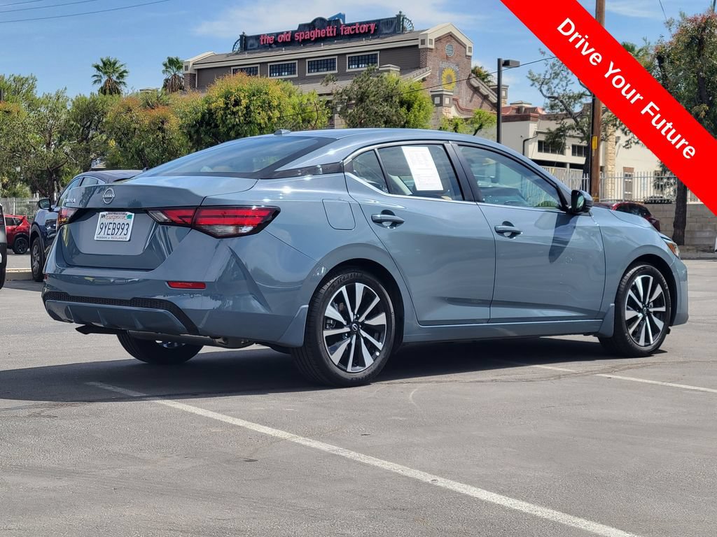 Used 2025 Nissan Sentra SV w/ SV Premium Package FWD image 4