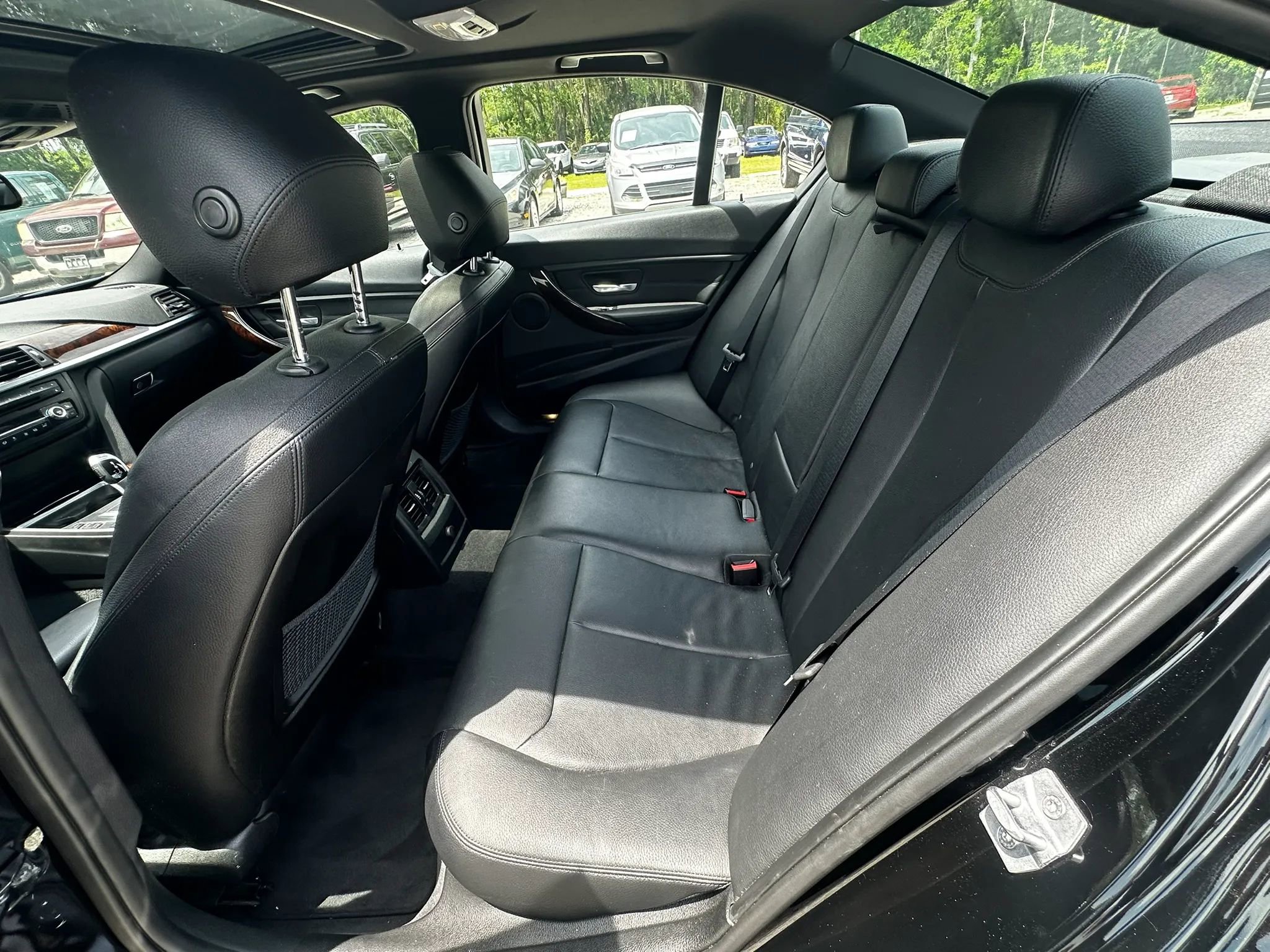 Used 2014 BMW 320i xDrive Sedan AWD/4WD image 40