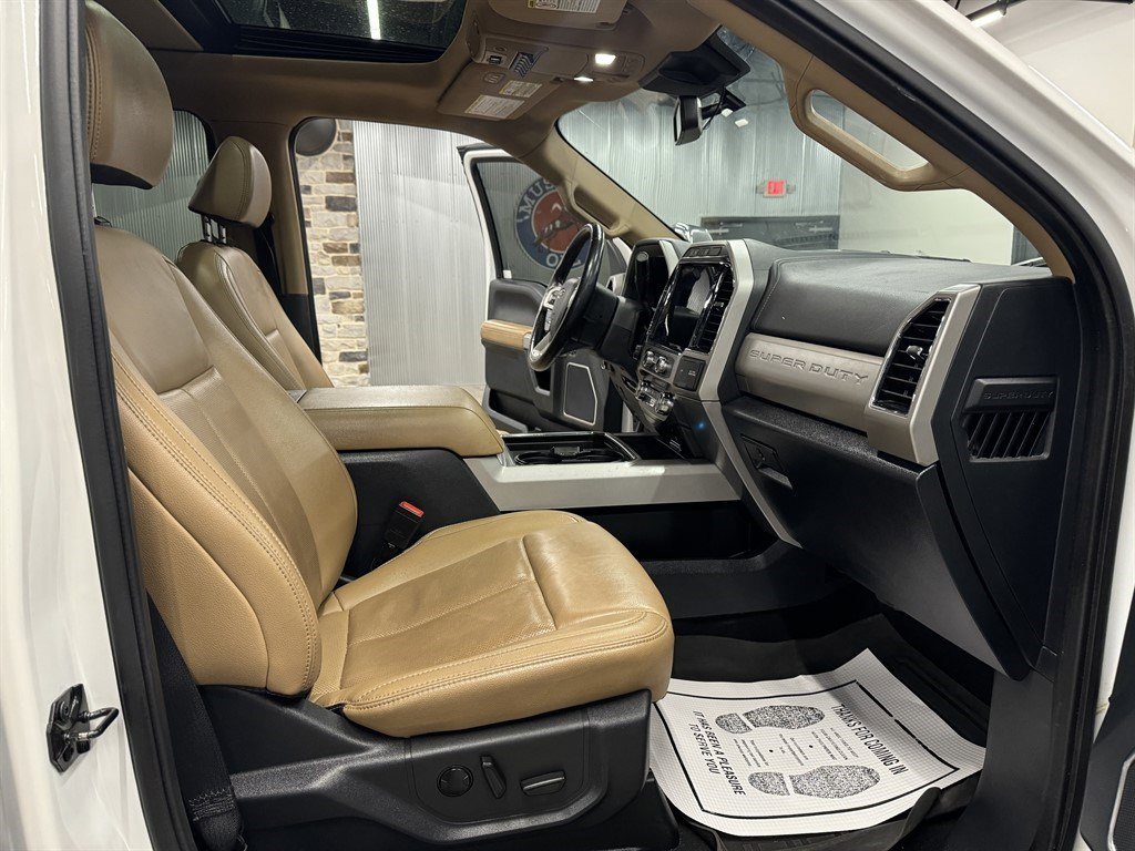 Used 2022 Ford F350 Lariat w/ Lariat Ultimate Package image 36