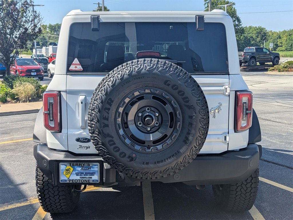 New 2025 Ford Bronco Outer Banks w/ Sasquatch Package image 4