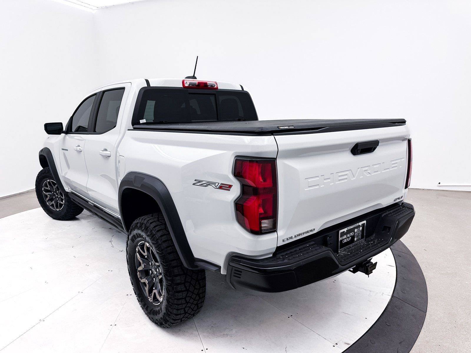 Used 2024 Chevrolet Colorado ZR2 AWD/4WD image 9