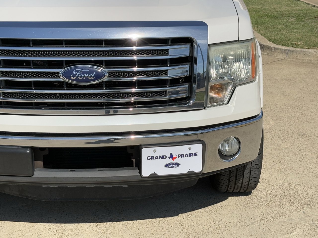 Used 2013 Ford F150 Lariat w/ Mid Equipment Group RWD image 10
