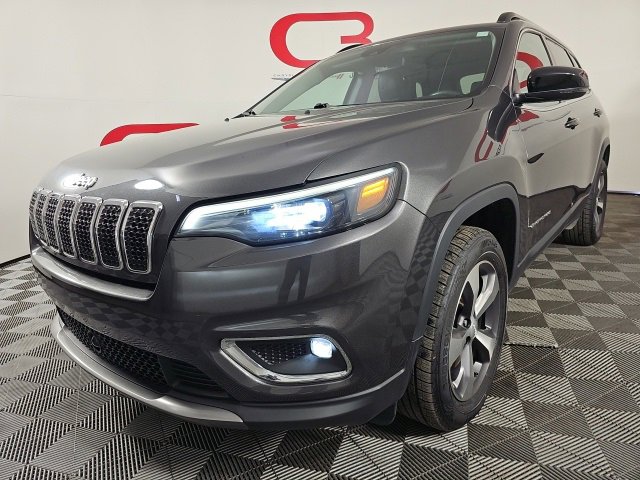 Certified 2022 Jeep Cherokee Limited w/ Mopar Interior Package image 3