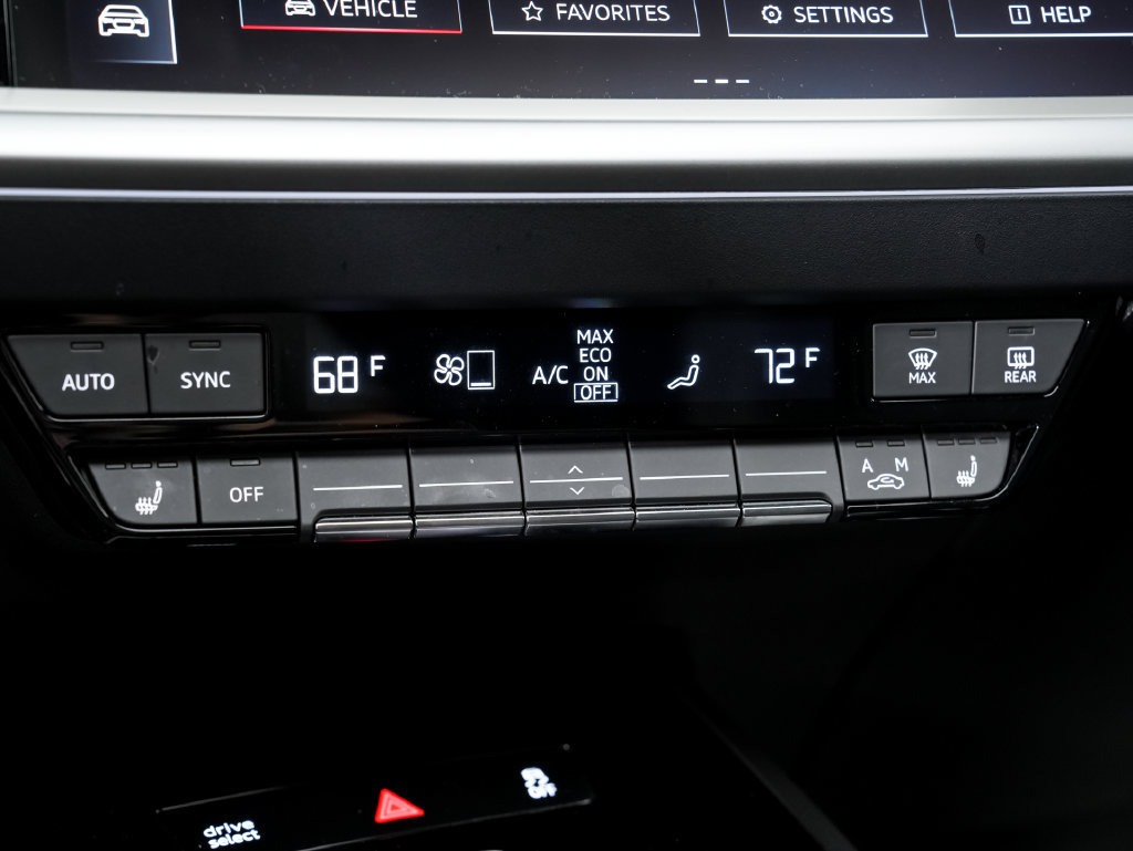 Used 2023 Audi Q4 e-tron Premium w/ Convenience Package AWD/4WD image 18
