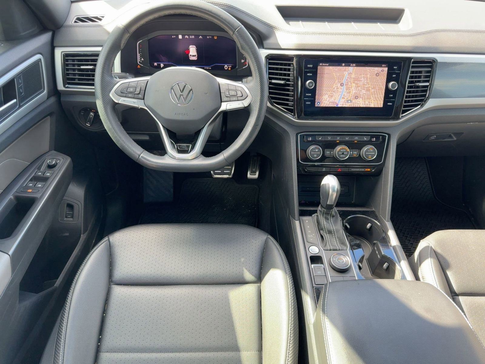 Used 2023 Volkswagen Atlas Cross Sport SEL R-Line image 27