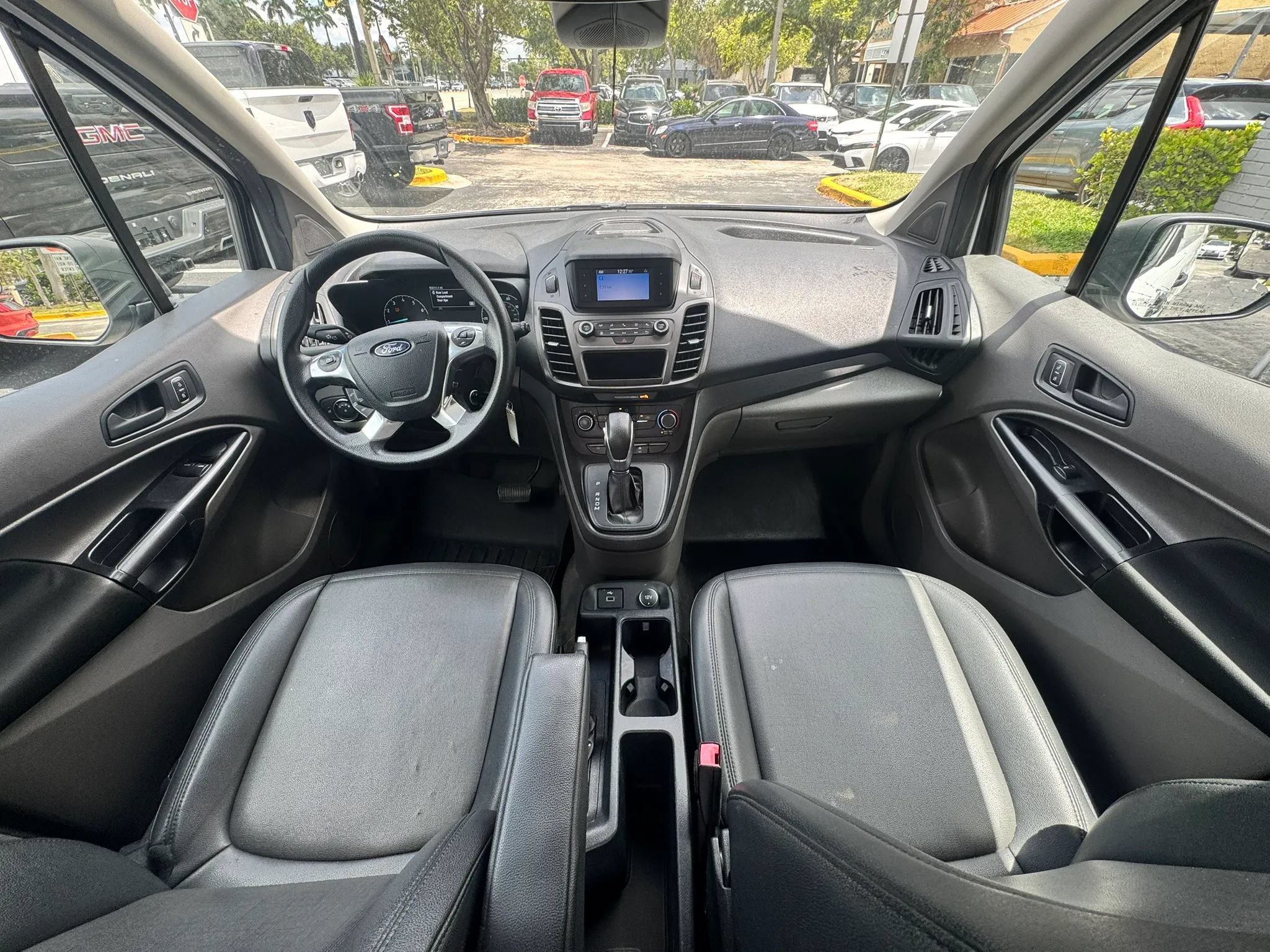 Used 2020 Ford Transit Connect XL FWD image 11