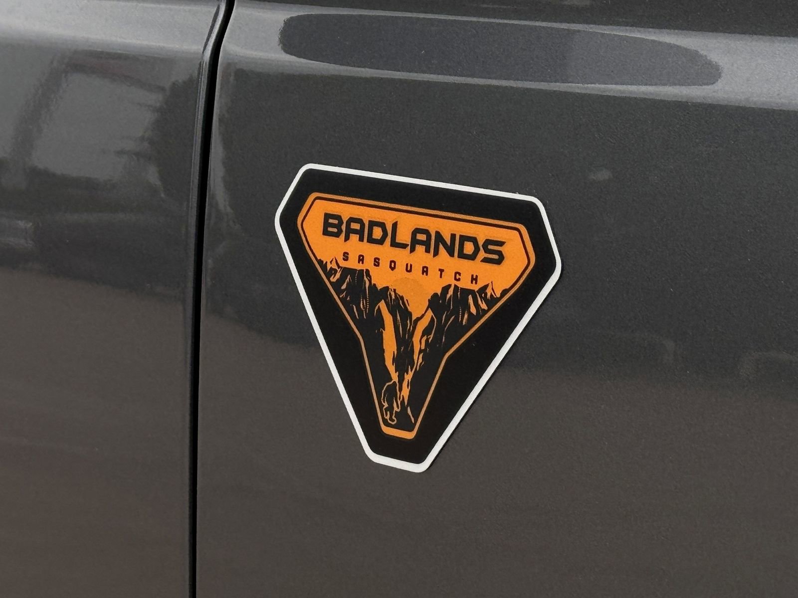 New 2026 Ford Bronco Badlands image 9