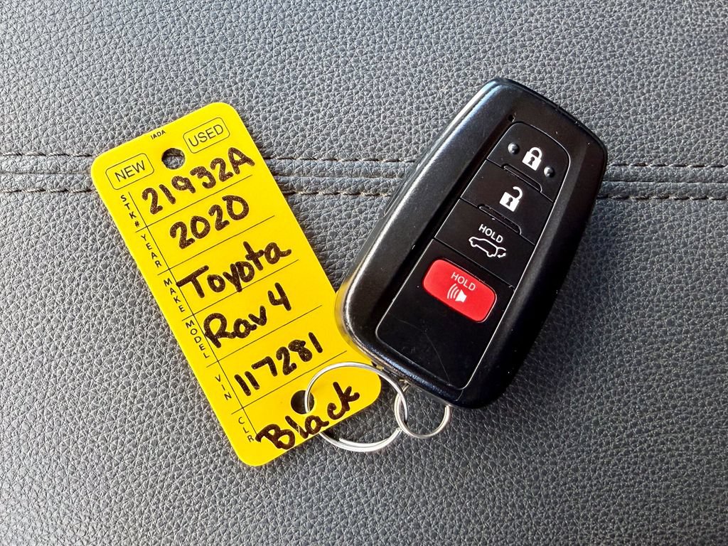 Used 2020 Toyota RAV4 TRD Off-Road w/ TRD Off-Road Weather Package AWD/4WD image 33