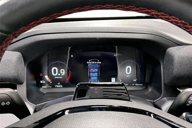 Used 2025 Ford Explorer ST-Line w/ ST-Line Street Pack image 14