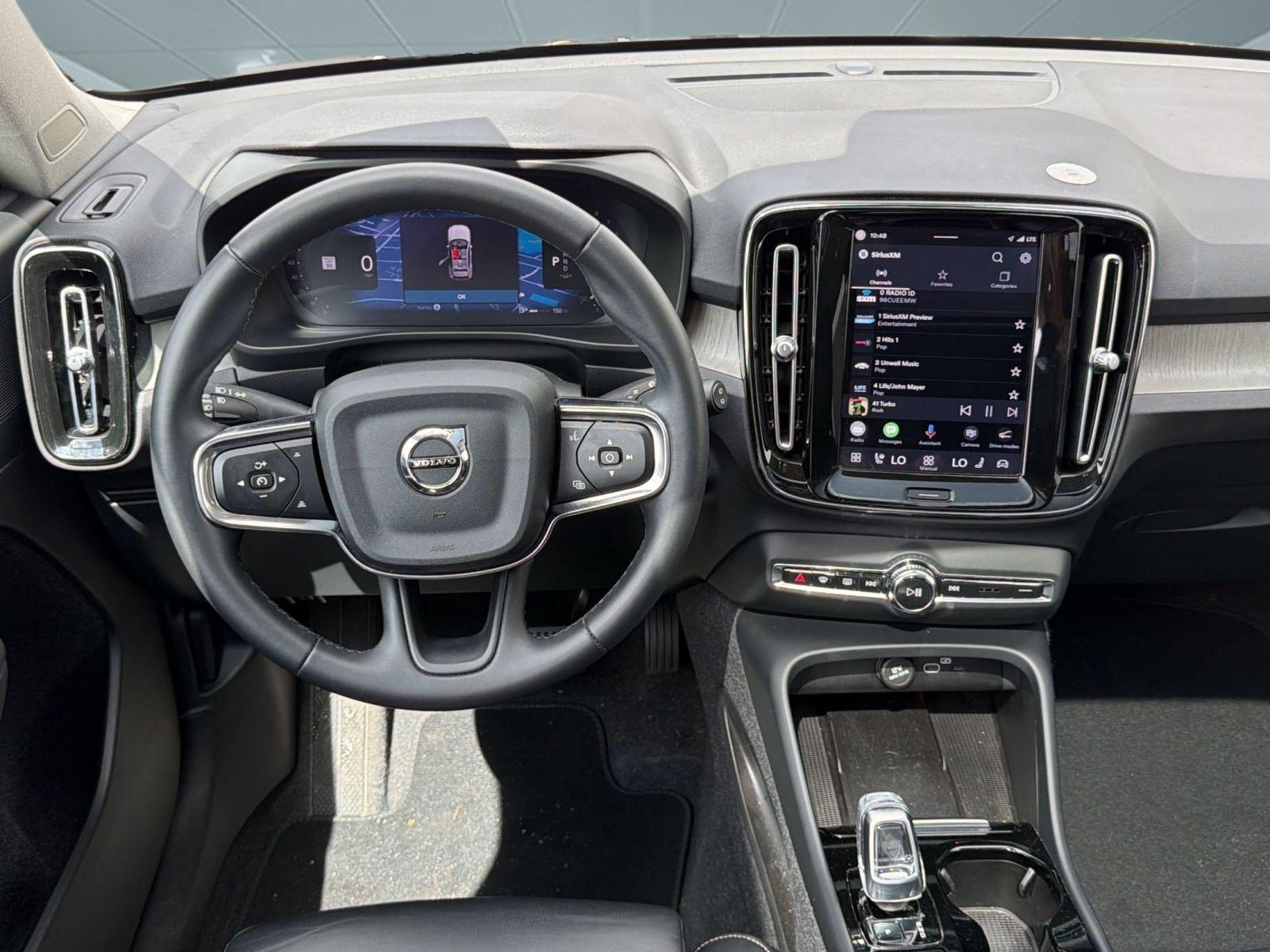 Certified 2023 Volvo XC40 B4 Plus w/ Protection Package Premier FWD image 27