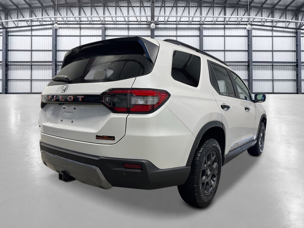 New 2026 Honda Pilot TrailSport image 5