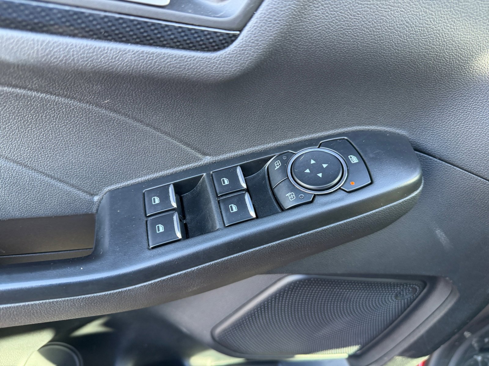 Used 2025 Ford Escape ST-Line w/ Equipment Group 301A FWD image 17
