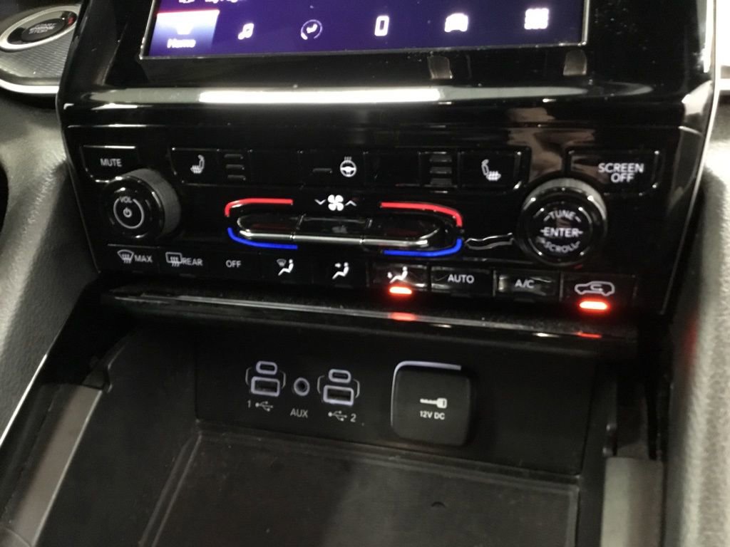 Used 2023 Jeep Grand Cherokee Altitude image 27