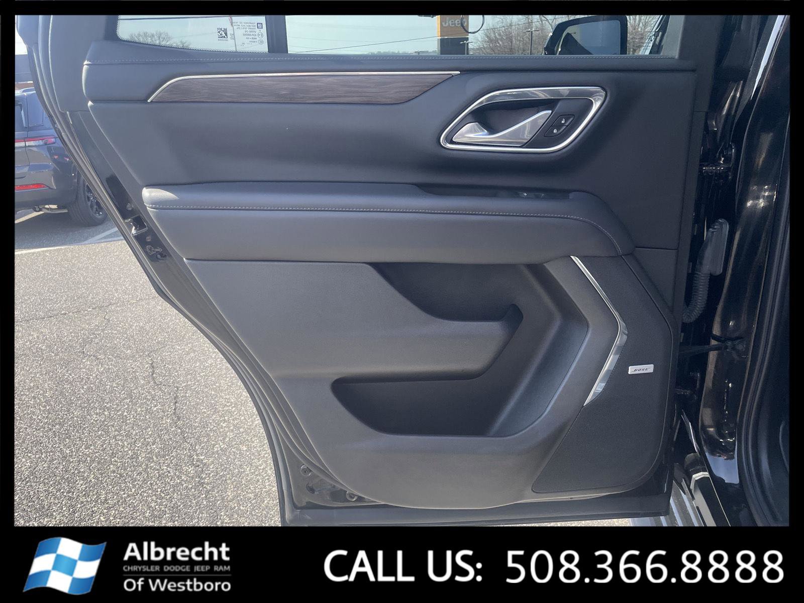 Used 2022 Chevrolet Tahoe LT w/ Luxury Package image 15