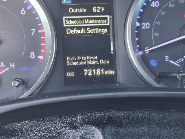Used 2019 Toyota Highlander LE AWD/4WD image 18
