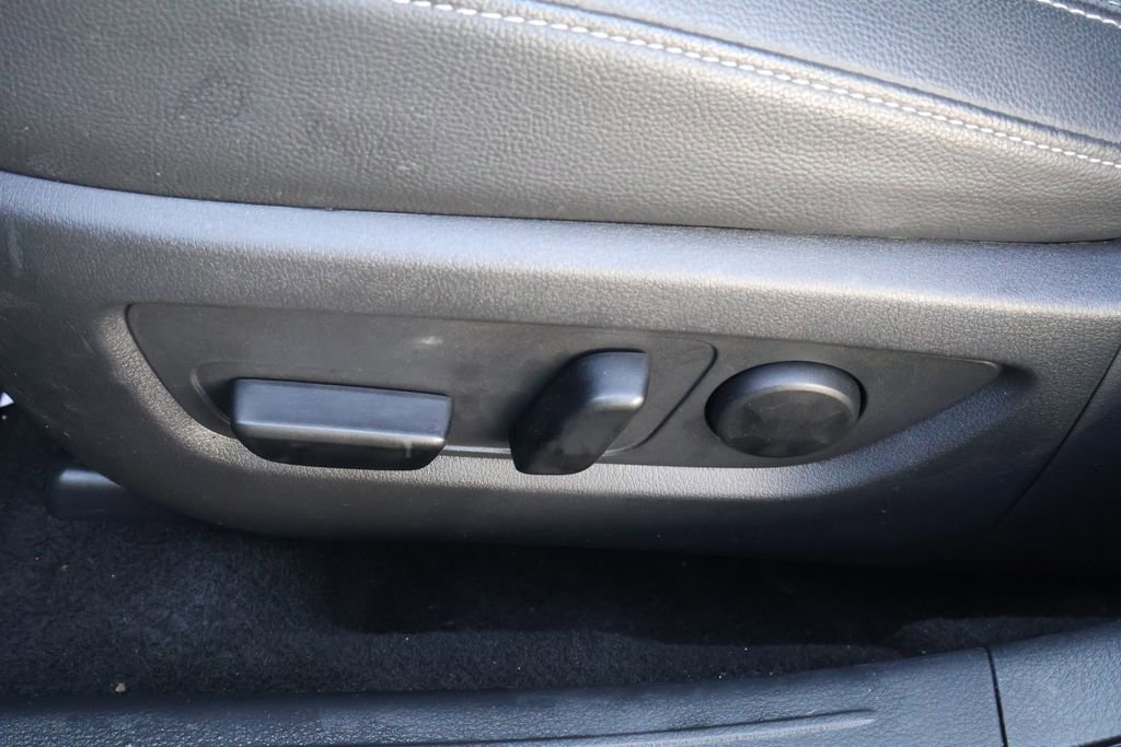 Used 2025 MAZDA CX-50 AWD 2.5 S w/ Preferred Package image 13